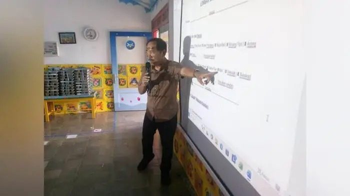 SeKata Dampingi Guru Sinar Kasih Solo Ciptakan Dongeng untuk Anak 2406 sekata1